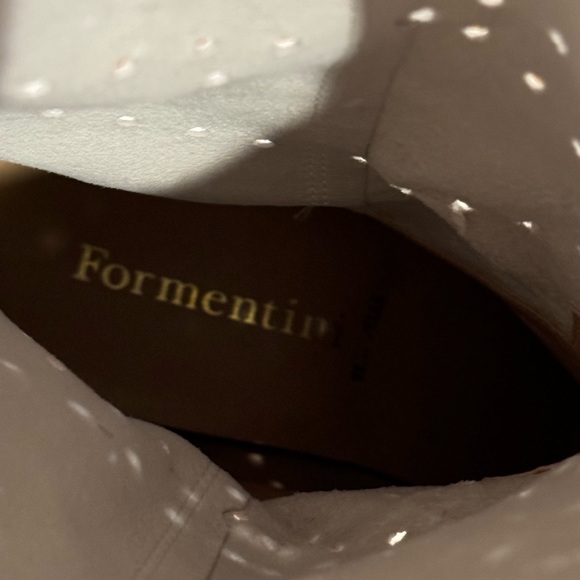 White Heeled Boots with Eyelet Perforated Pattern - Picture 4 of 10